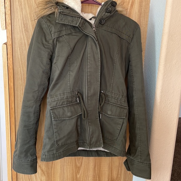 Abercrombie & Fitch Green Olive Sherpa Jacket - Picture 3 of 11